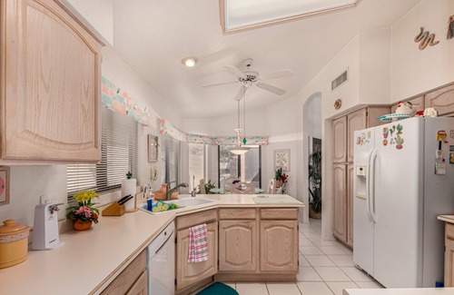 Westbrook Village House | Peaceful 3-bedroom House in Peoria, Golf Course View, Pool and Hot Tub Access