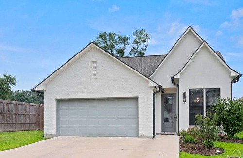 Shenandoah House | Peaceful 3-bedroom house in lovely Baton Rouge !