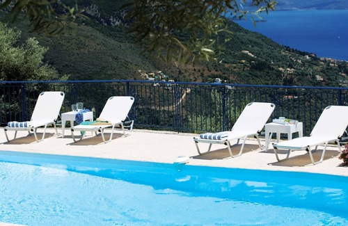 Lefkas Villa | Peaceful 3bed villa with stunning views.