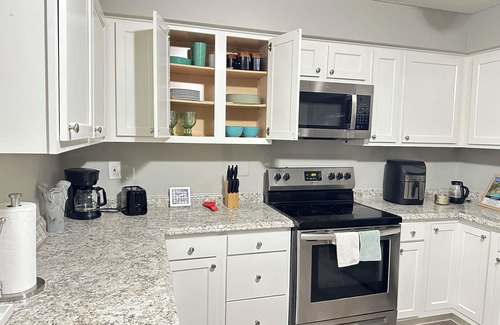 Summit Station Bed & Breakfast | Peaceful 4-bedroom house in charming Columbus