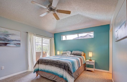 Haines City House | Peaceful 4BR Golf Resort Pool Home Near Disney and Legoland