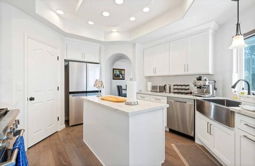 Malibu House | Peaceful 4BR w/Ocean Views | Surrounded by Nature