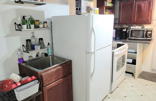 Cudahy Apartment | Peaceful and centrally-located place.n