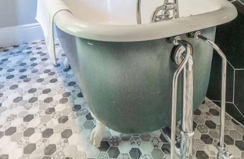 Lambertville House | Peaceful and Cozy Room Combo in Lambertville