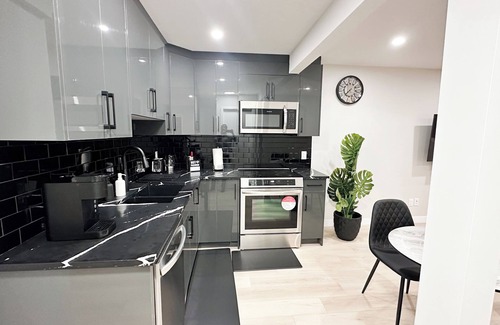 Southeast Calgary Apartment | Peaceful and Private Apartment