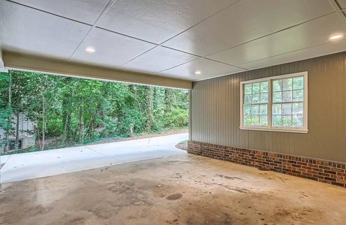 Lilburn House | Peaceful and quiet basement! Located on Lake Lucerne near 285 & 78.