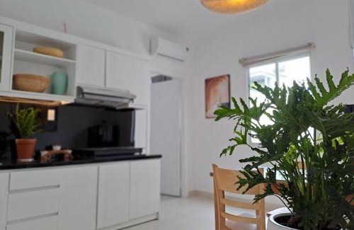 Phuong 8 Apartment | Peaceful Apartment at Hai Ba Trung street, District 3