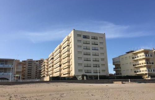 Mareny Blau Apartment | Peaceful Apartment in a Beachfront Complex