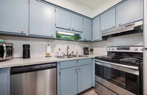 Columbus Apartment | Peaceful APT by Lakebottom w Arcade/8mi FT Benning