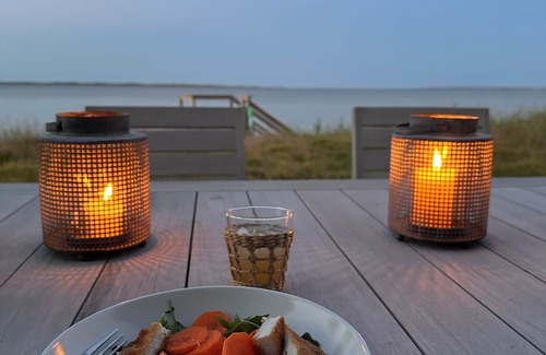 Town of East Hampton House | Peaceful beach bungalow on Gerard drive East Hampton Springs
