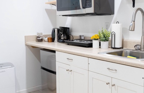 Black Mountain Apartment | Peaceful Black Mountain Getaway Suite 20 Miles From Asheville