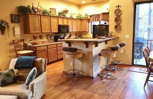 Pinetop Cabin | Peaceful Cabin, Pinetop CClub, 1 Level, Private/Gated, Close To Amenities