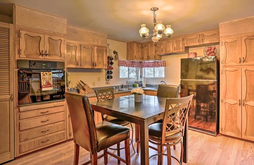 Crown King Cabin | Peaceful Cabin w/Deck & Grill: 1 Mi to Crown King