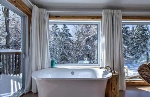 Mille-Isles Ski Chalet | Peaceful Chalet with river