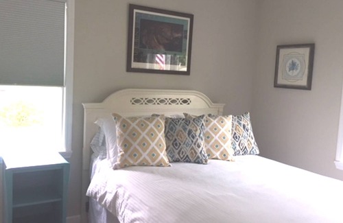 Saratoga Springs House | Peaceful Country Farm Setting 8 mins to the Track & 10 mins to Downtown Saratoga