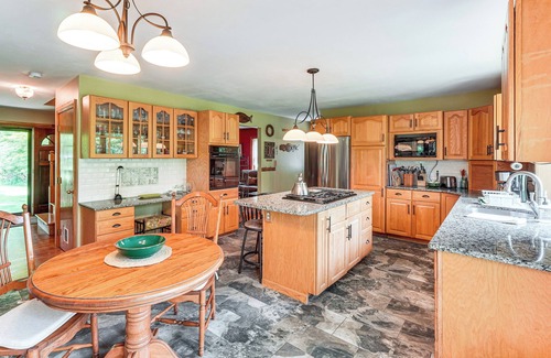 Baptistown House | Peaceful Countryside Retreat w/Yard in Frenchtown