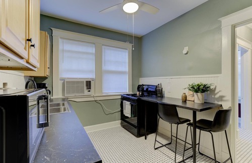 Central Midtown Apartment | Peaceful Cozy Abode in Great Midtown Location!