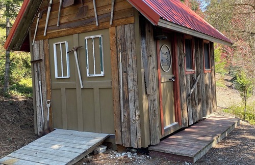 Coeur d'Alene Cabin | Peaceful cozy cabin in Coeur d'Alene