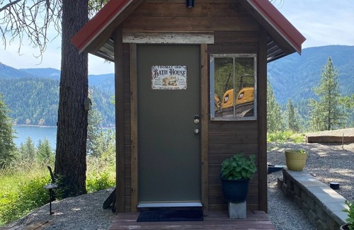 Coeur d'Alene Cabin | Peaceful cozy cabin in Coeur d'Alene