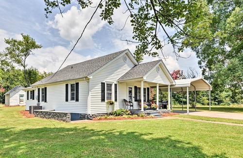 Elkin Cottage | Peaceful Elkin Vacation Rental ~ 17 Mi to Mt Airy!