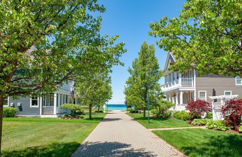 Bay Harbor House | Peaceful Escape 20