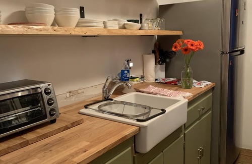 Green Valley Lake Cabin | "Peaceful Family Getaway – Near Lake, Wildflowers & Outdoor Adventures"
