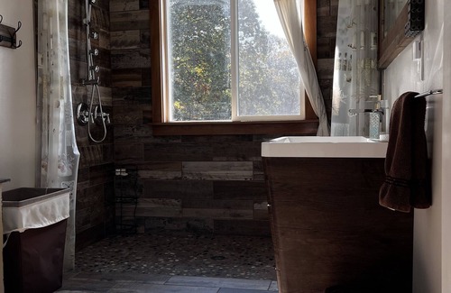 Assonet Other | Peaceful farm house located in central Southeastern Massachusetts's
