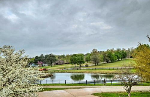 Fayetteville House | Peaceful Fayetteville Getaway - Pets Welcome!