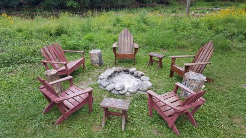 Grahamsville House | Peaceful Getaway by the River