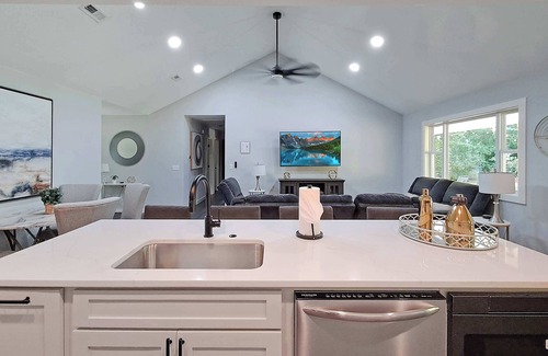 Fayetteville House | Peaceful Getaway | Patio, Nature, Custom Showers