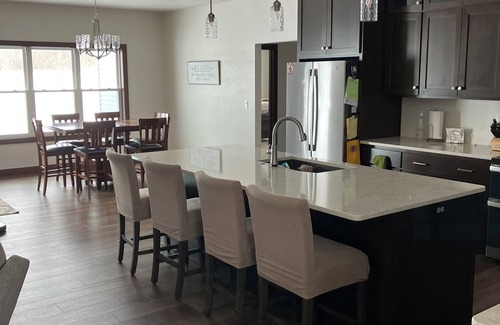 Winneconne House | Peaceful getaway rental home in the country.