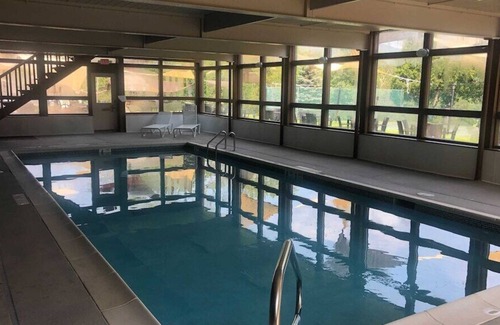 Lake George Resort | Peaceful Glamping Tent near Adirondack Mountains