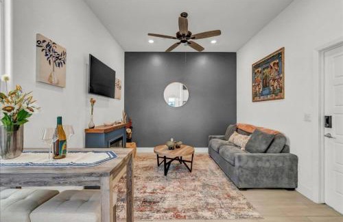 Hanford Apartment | Peaceful Guest Casita with Private Entrance and No Cleaning Fee