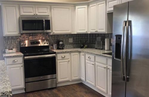 Albany Cottage | Peaceful Guest House Leesburg
