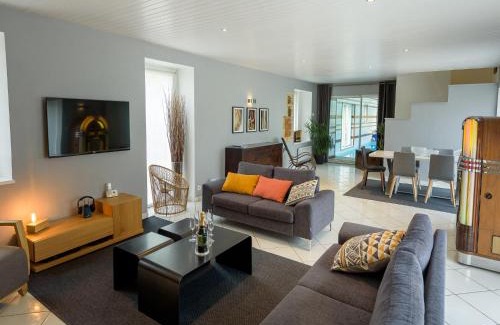 Plouguin House | Peaceful Holiday Home in Plouguin with Indoor Pool