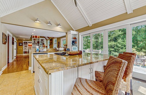 East Falmouth House | Peaceful home convenient to bike path, beaches, shopping, dining & entertainment