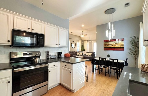 Memphis House | Peaceful Home near River and St Jude