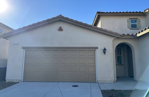 Rubidoux House | Peaceful Home