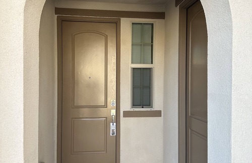 Rubidoux House | Peaceful Home
