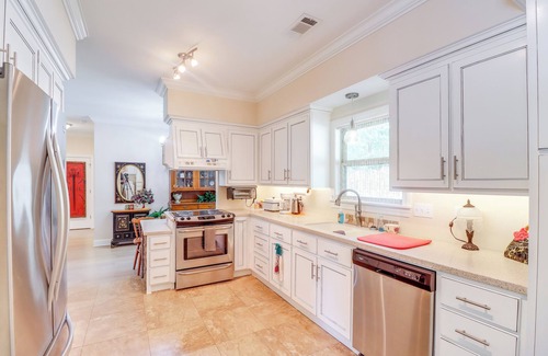 Edgemont House | Peaceful Home w/Patio Near Greers Ferry Lake