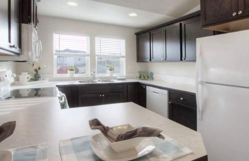 South Richland House | Peaceful Home w/ private yard and garage #WA3001Du