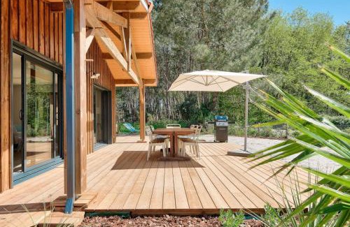 Sanguinet House | Peaceful house on the edge of a forest