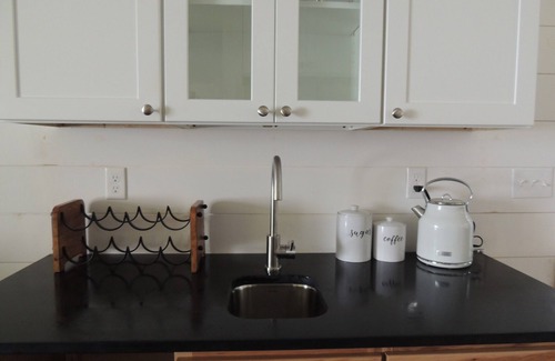 Standish Cottage | Peaceful lake escape; newly remodeled family cottage close to ski mountain!