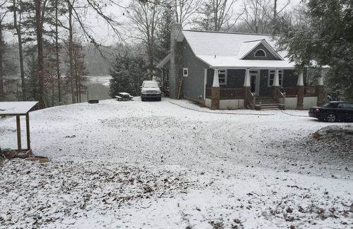 Blairsville House | Peaceful lakefront house on Lake Nottely. Large secluded cove with boat dock.