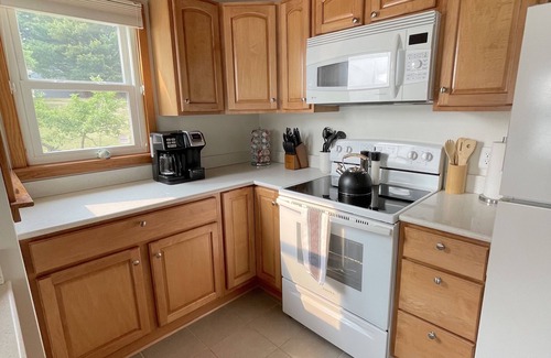 New Chester House | Peaceful Lakehouse Vacation just 30 minutes from The Dells!
