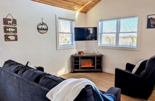 Sullivan House | Peaceful Lakeside Cottage with Fire Pit & Acadia Views near Flanders Pond, Sullivan, Maine