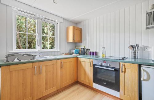 New Forest District House | Peaceful lodge in New Forest with garden