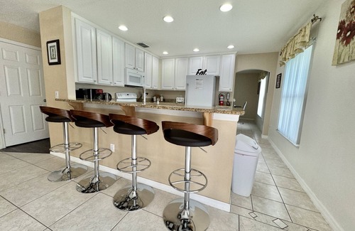 Kissimmee House | Peaceful & Lovely 5 bed Pool Home