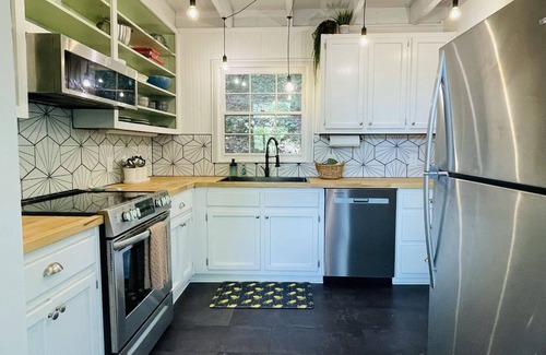 Dahlonega Cabin | Peaceful Mountain Getaway