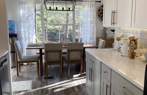 Frank Cabin | Peaceful mountain retreat with veiws
